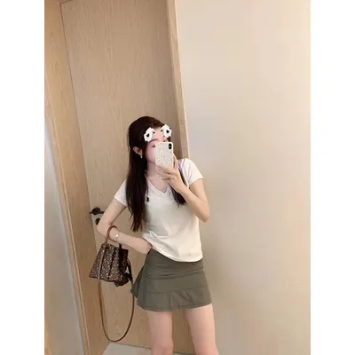Basic White V-Neck T-Shirt Casual Top